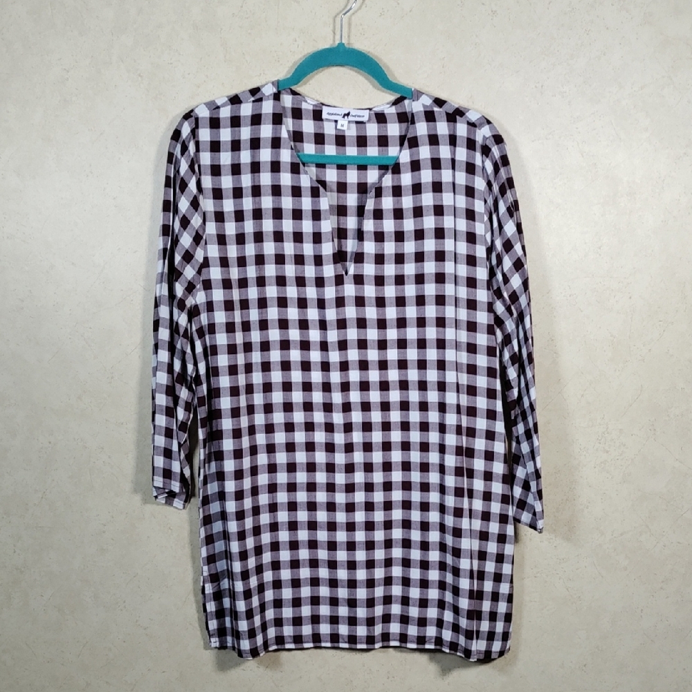 *D128 Aggieland Outfitters maroon & white check v-neck blouse M NEW CLEARANCE